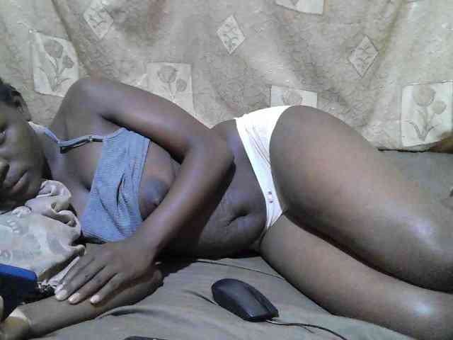 Blackslim-girl webcam
