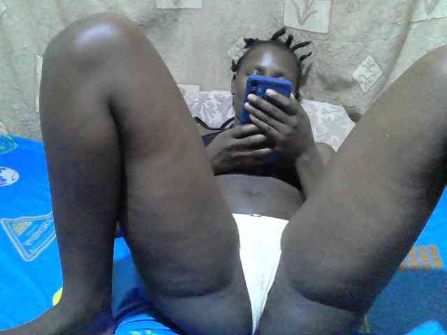 Blackslim-girl webcam