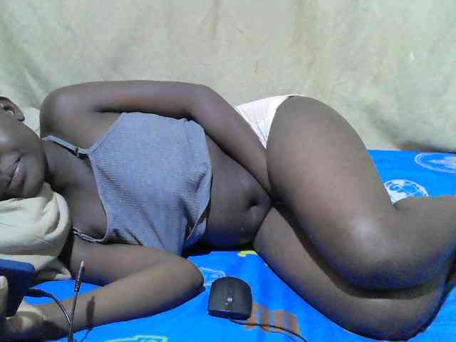 Blackslim-girl webcam