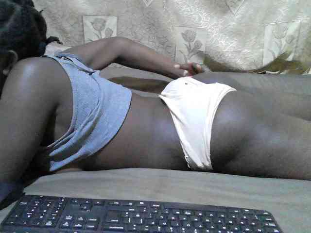 Blackslim-girl webcam
