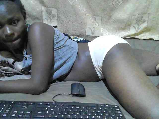 Blackslim-girl webcam