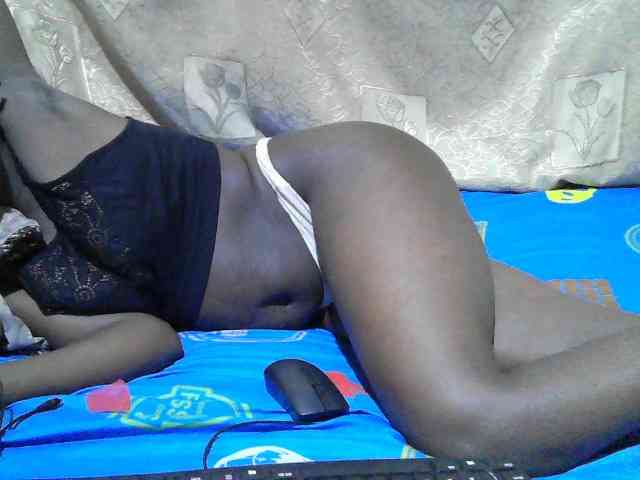 Blackslim-girl webcam