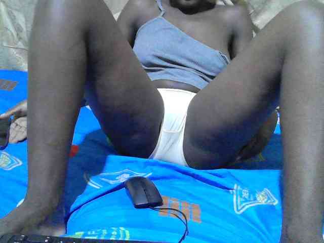 Blackslim-girl webcam