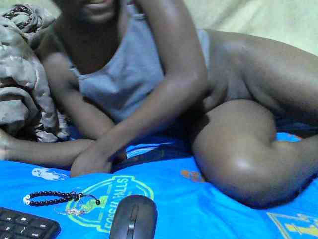 Blackslim-girl webcam