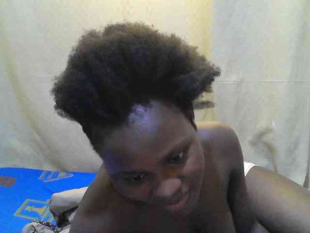 Blackslim-girl webcam
