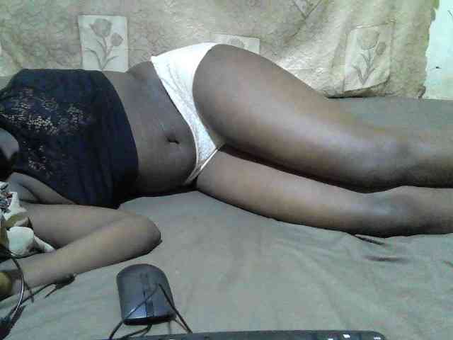 Blackslim-girl webcam