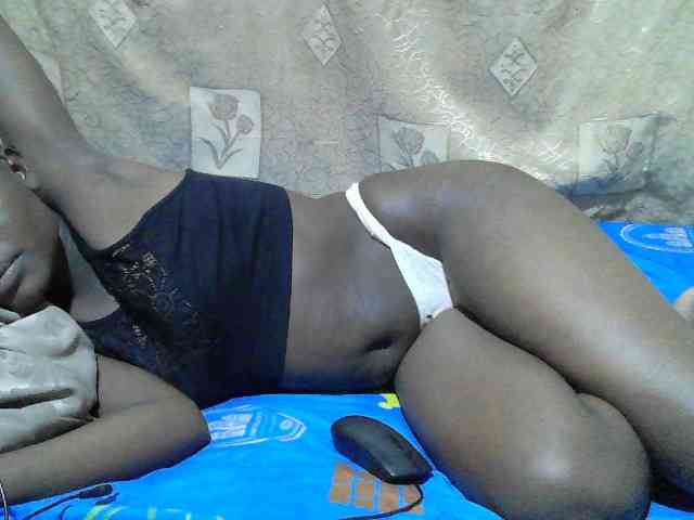 Blackslim-girl webcam