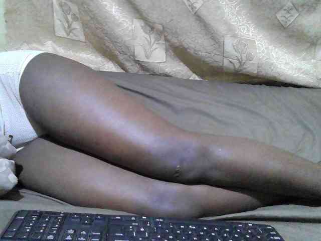 Blackslim-girl webcam