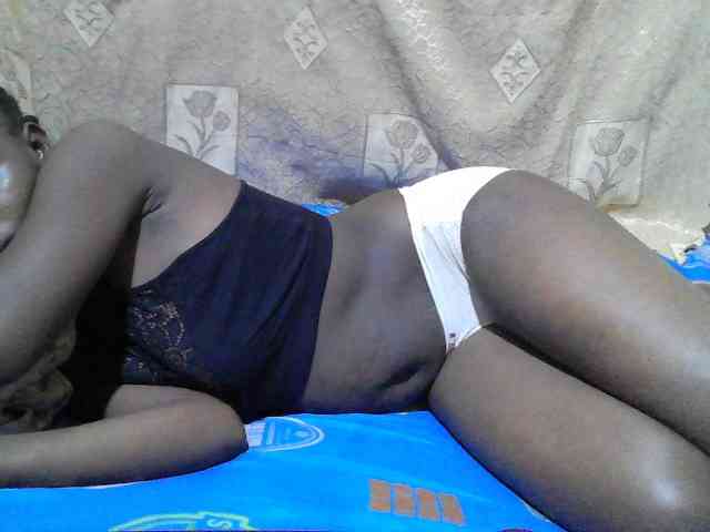 Blackslim-girl webcam