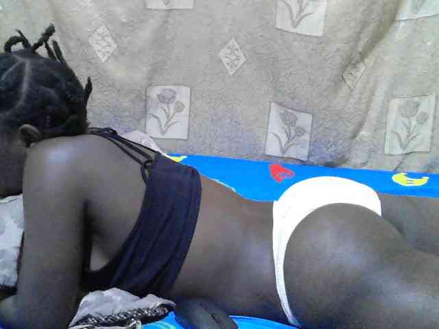 Blackslim-girl webcam