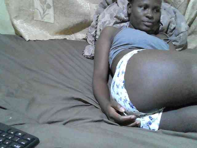 Blackslim-girl webcam