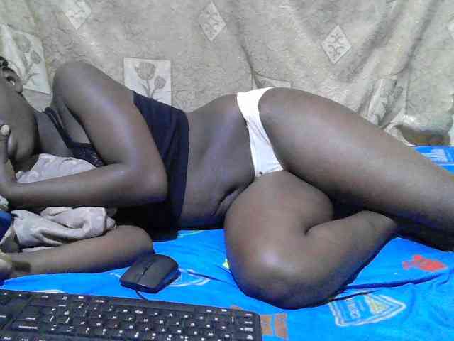 Blackslim-girl webcam