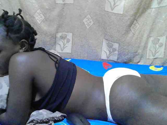 Blackslim-girl webcam
