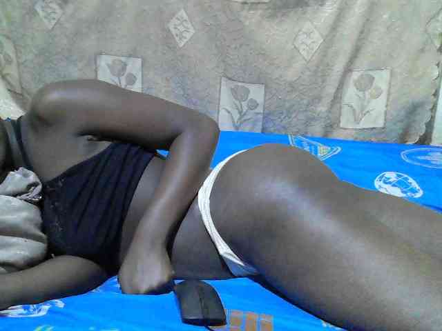 Blackslim-girl webcam