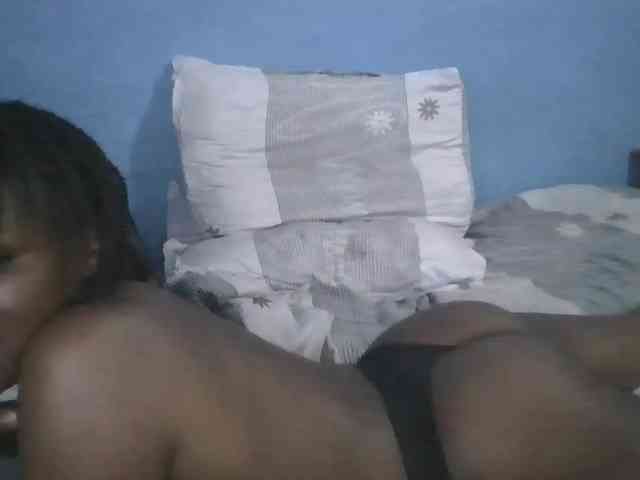 hotlilian02 webcam