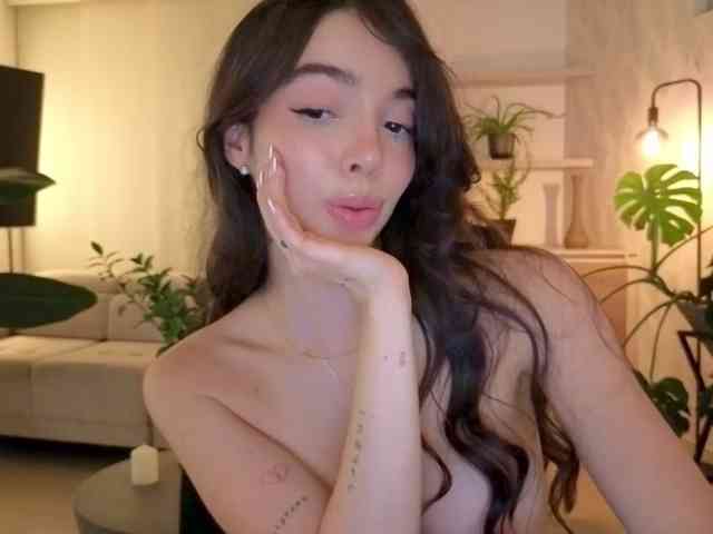 SinyMoore webcam