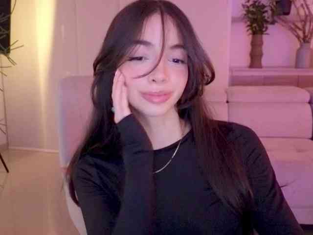 nude online chat SinyMoore