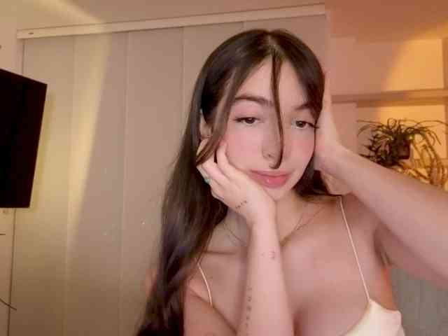 SinyMoore webcam