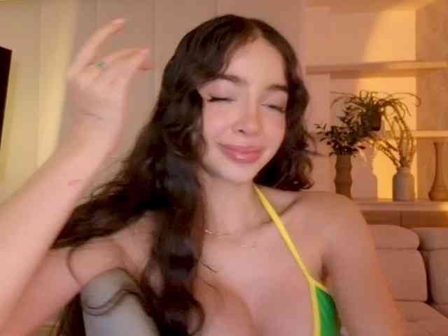 SinyMoore webcam