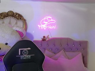 KISSI-TAY Porn Show