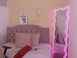 KISSI-TAY Porn Show