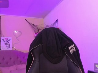 KISSI-TAY Porn Show