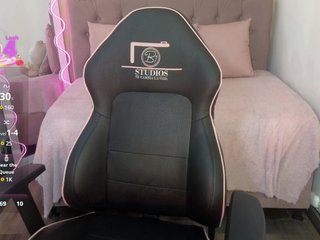 Vane-tay Porn Show