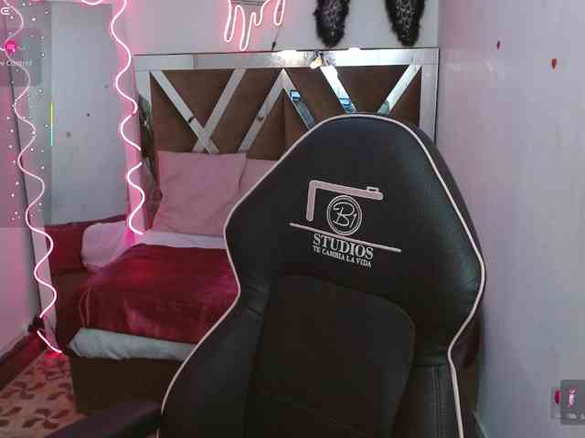 CLEO-TAY webcam