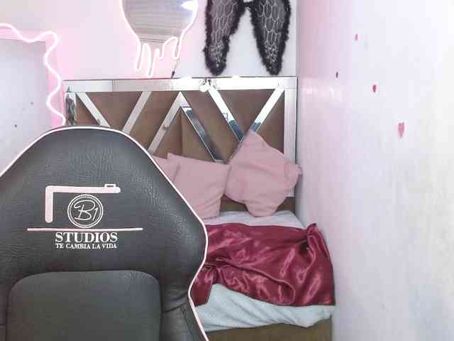 CLEO-TAY webcam