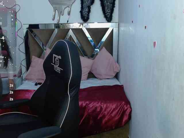CLEO-TAY webcam
