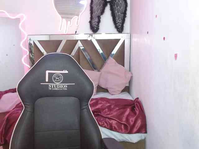 CLEO-TAY webcam