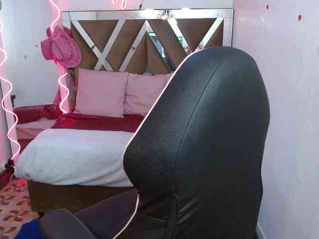CLEO-TAY webcam