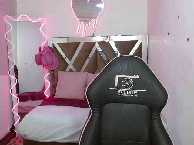 CLEO-TAY webcam