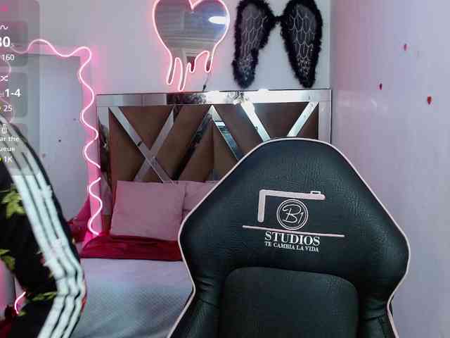 CLEO-TAY webcam