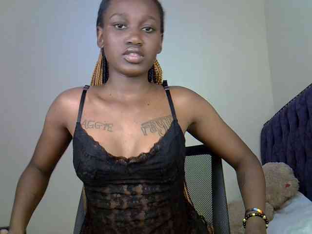 sweetcream004 webcam
