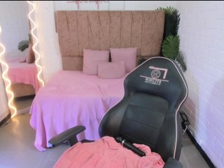 juanita-tay Porn Show