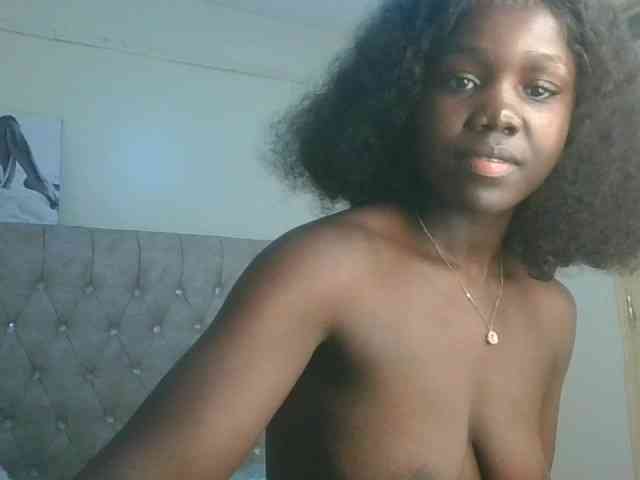 Zhuubrowm webcam
