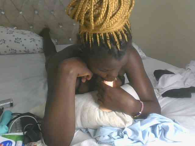 Zhuubrowm webcam