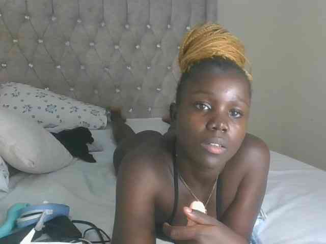 Zhuubrowm webcam