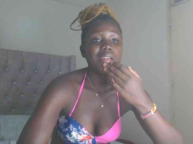 Zhuubrowm webcam