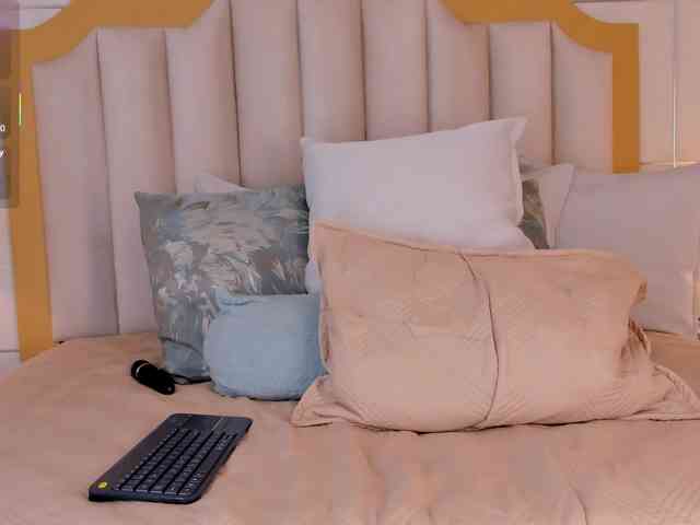LexyFox1's webcam live show