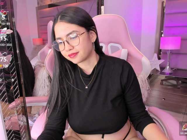  LilyColinns chat room