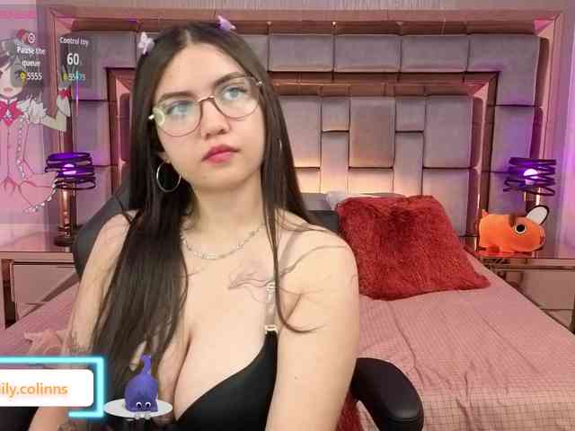 LilyColinns bongacams