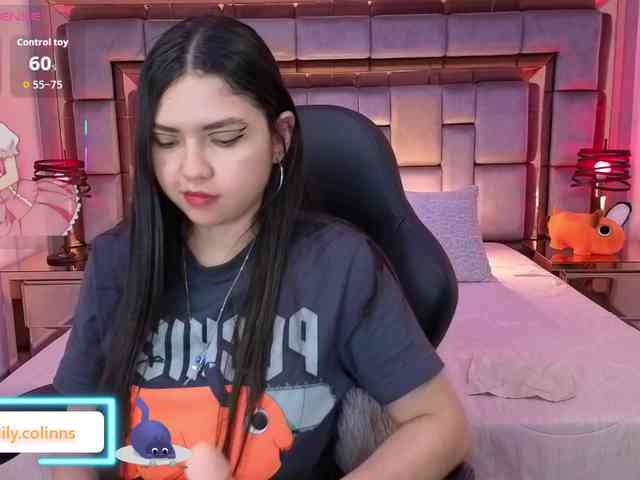 LilyCollinns webcam