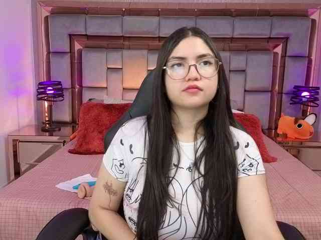 LilyCollinns webcam