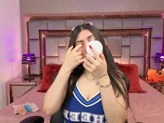 LilyCollinns webcam