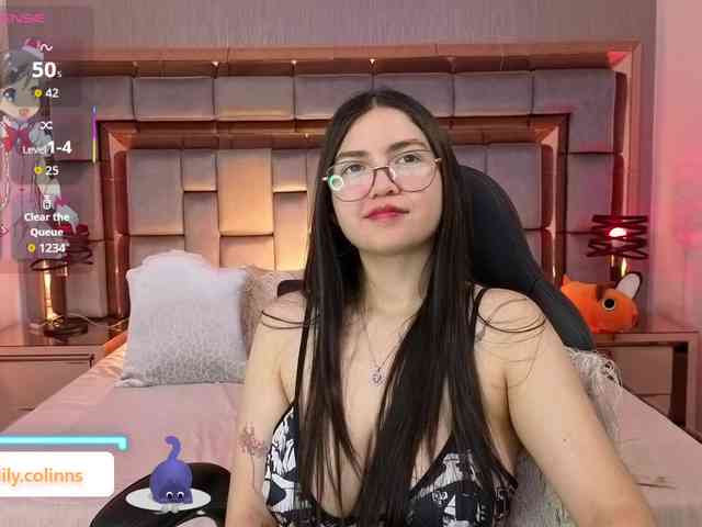 LilyCollinns webcam