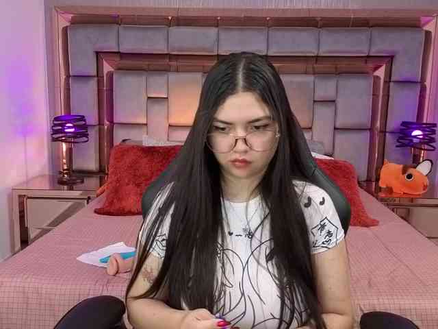 LilyCollinns webcam