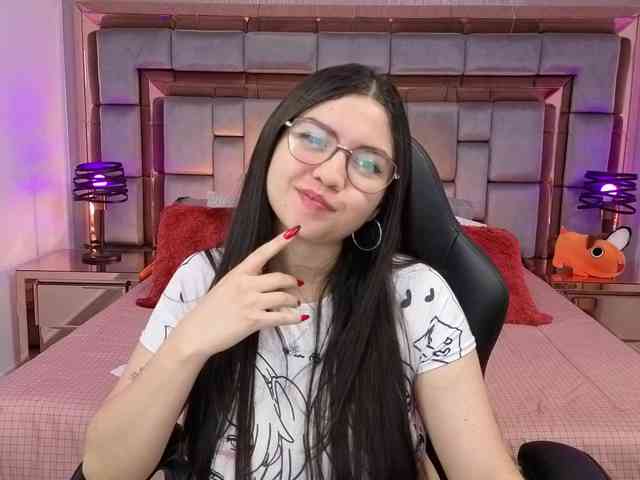 LilyCollinns webcam