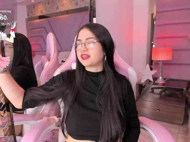 LilyColinns webcam